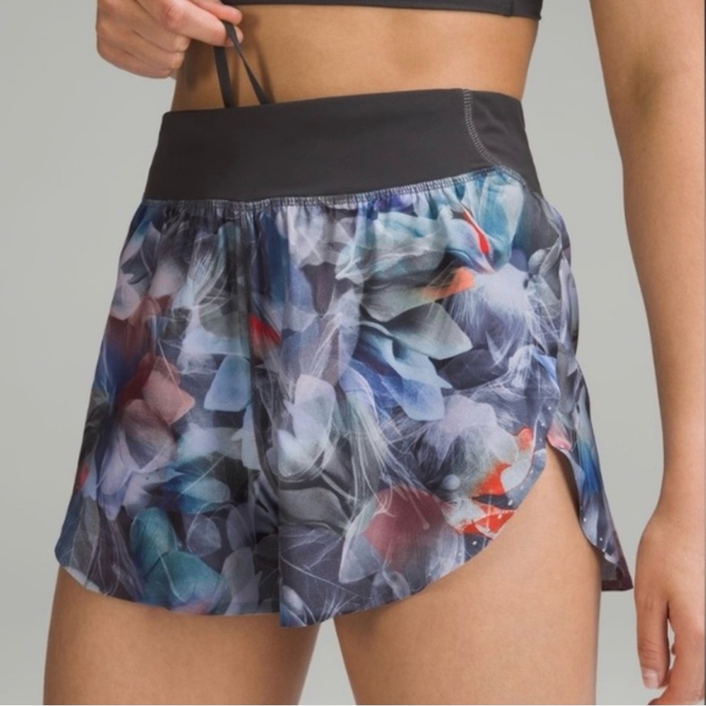Lululemon Fast And Free High Rise Refective 3” Running Shorts Size 4